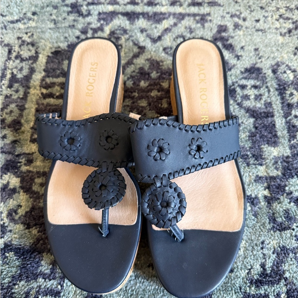 Jack Rodger’s NWOT Navy Blue Wicker Floral Thong Mid Wedge Sandal Cork Size 8 - Picture 2 of 8